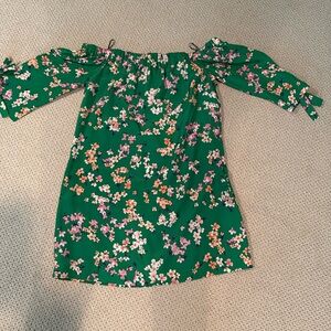 Vince Camuto Off the shoulder floral dress